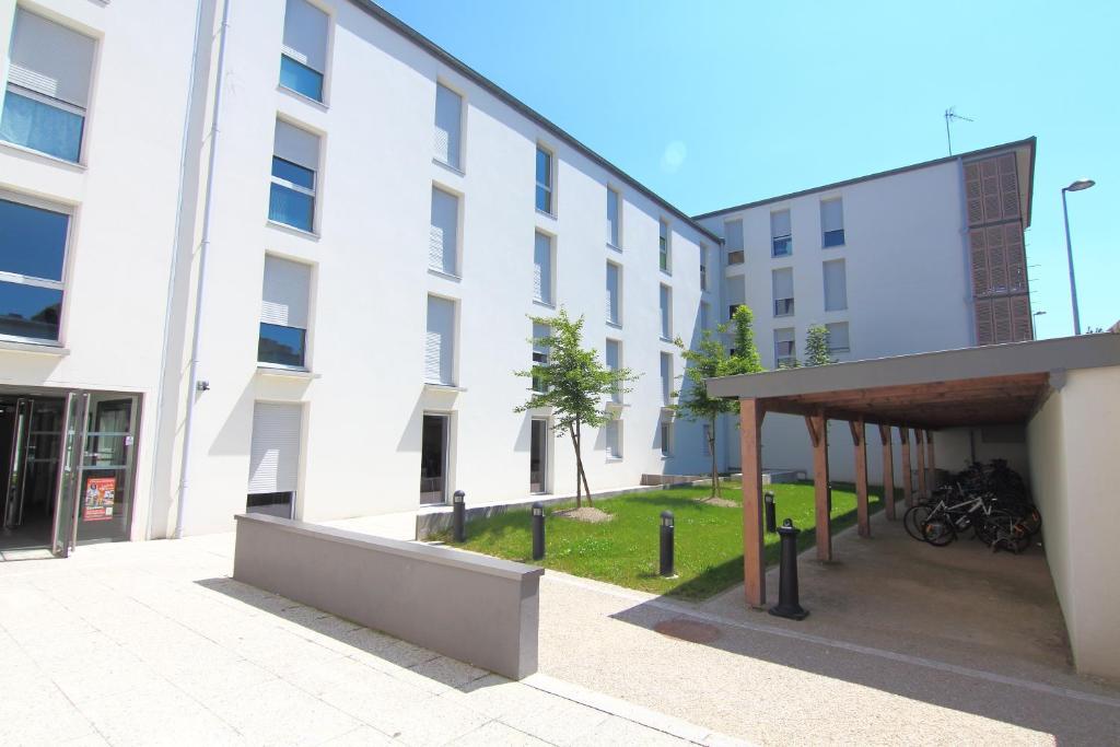 Residence Hoteliere Laudine Reims Exterior photo