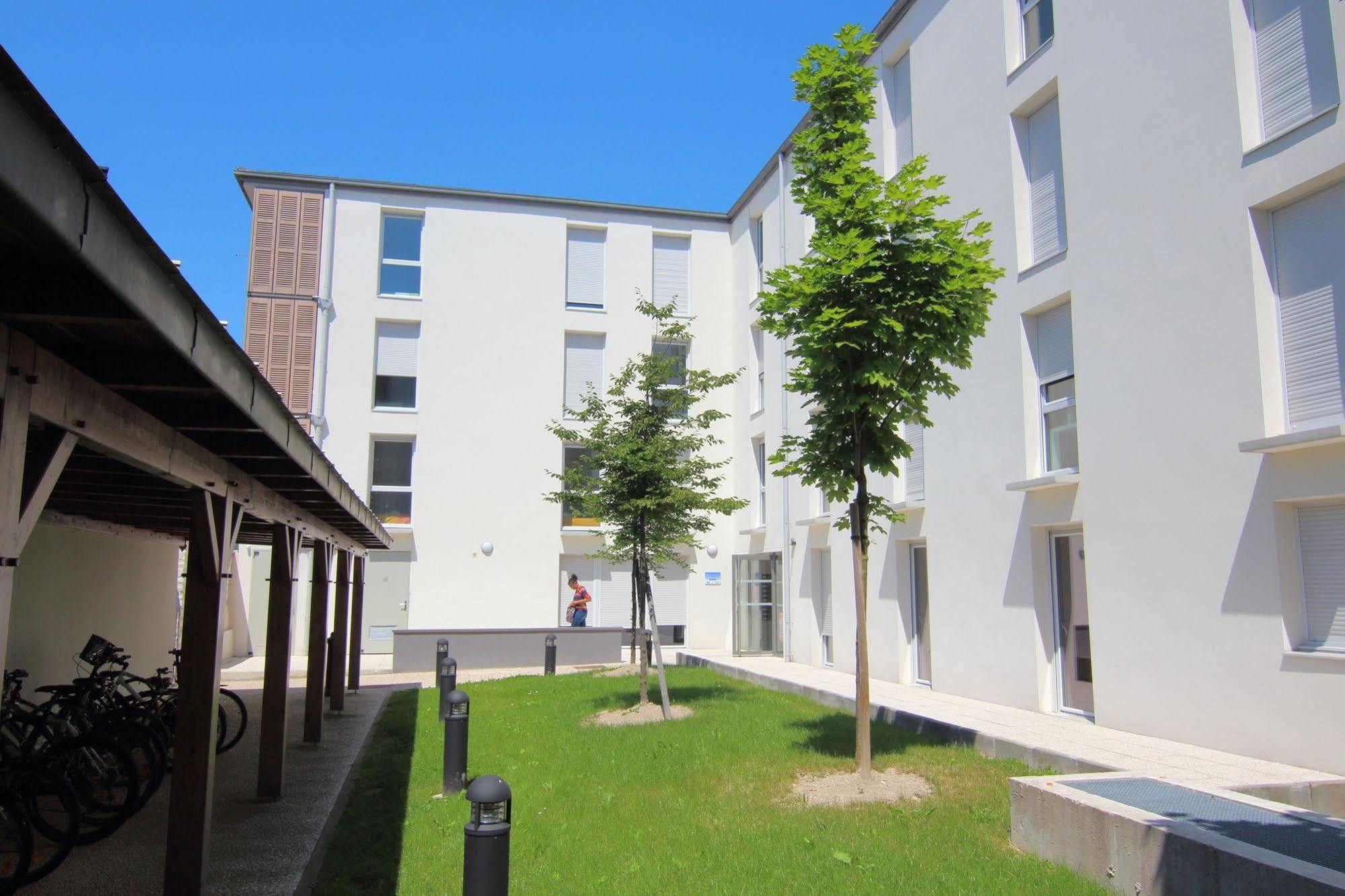 Residence Hoteliere Laudine Reims Exterior photo